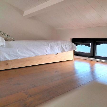 Vila Marina. Casa Marinera Con Terraza Sobre El Mar En Caion Cayón Pokoj fotografie