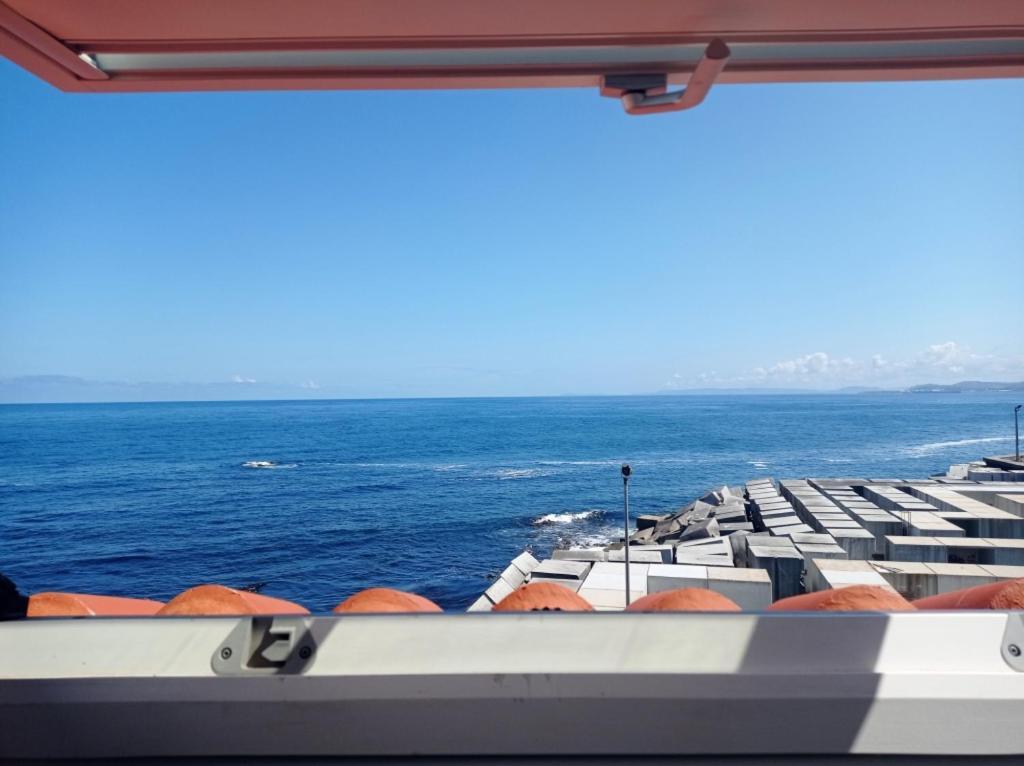 Vila Marina. Casa Marinera Con Terraza Sobre El Mar En Caion Cayón Exteriér fotografie