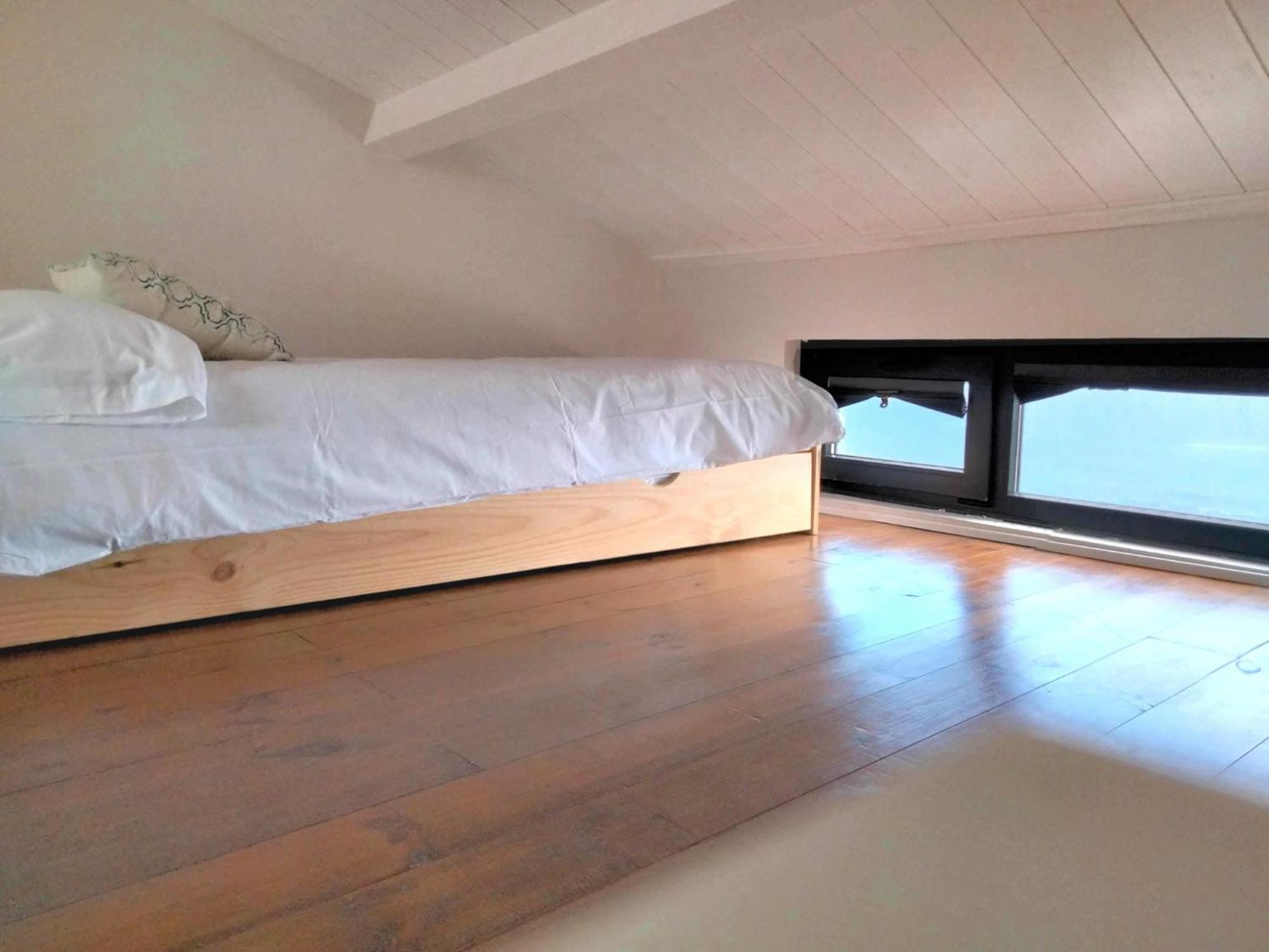 Vila Marina. Casa Marinera Con Terraza Sobre El Mar En Caion Cayón Pokoj fotografie